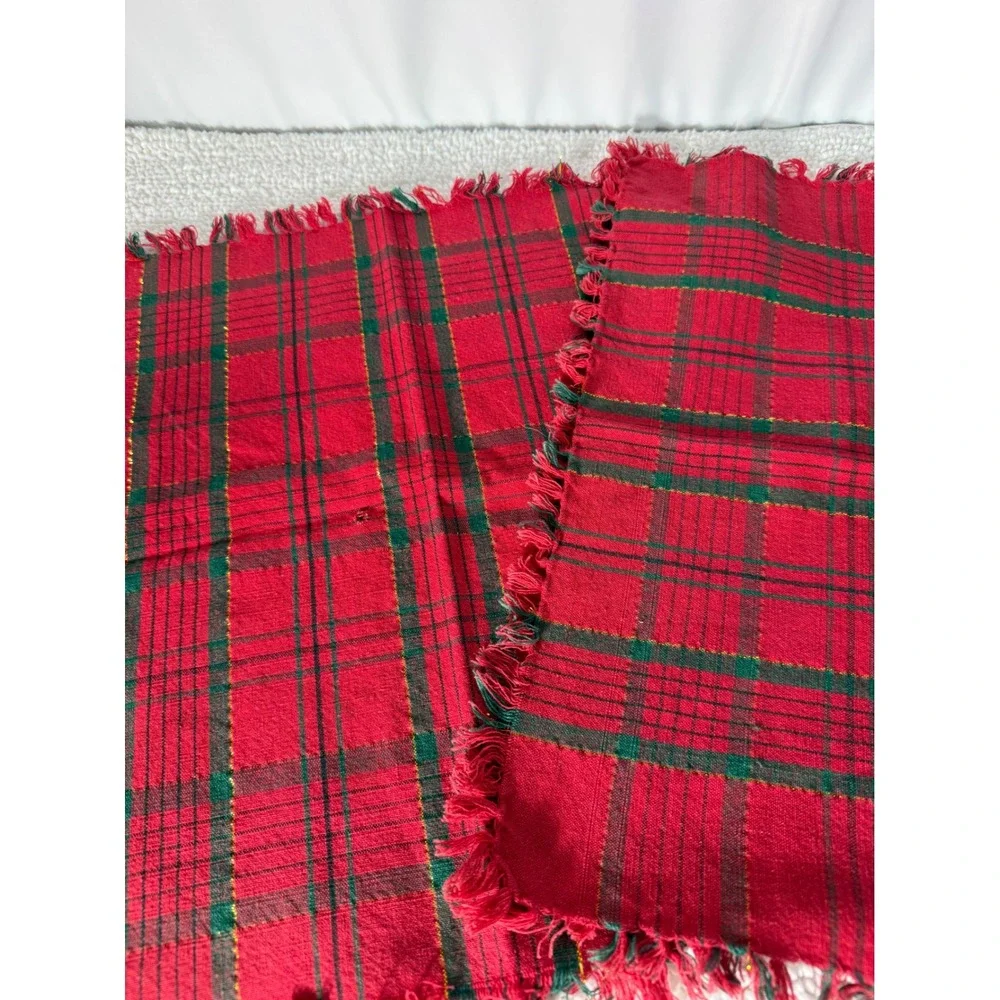 VTG Christmas Linen Set, Table Cloth, Hand Towels, Placemats, Napkins‎ 12 Piece